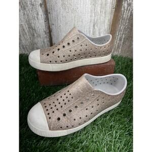 Native Jefferson Rose Bronze Glitter Slip On Shoes Kids C13